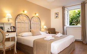 Demeures & Chateaux - Hotel De La Porte Saint-Malo - Dinan